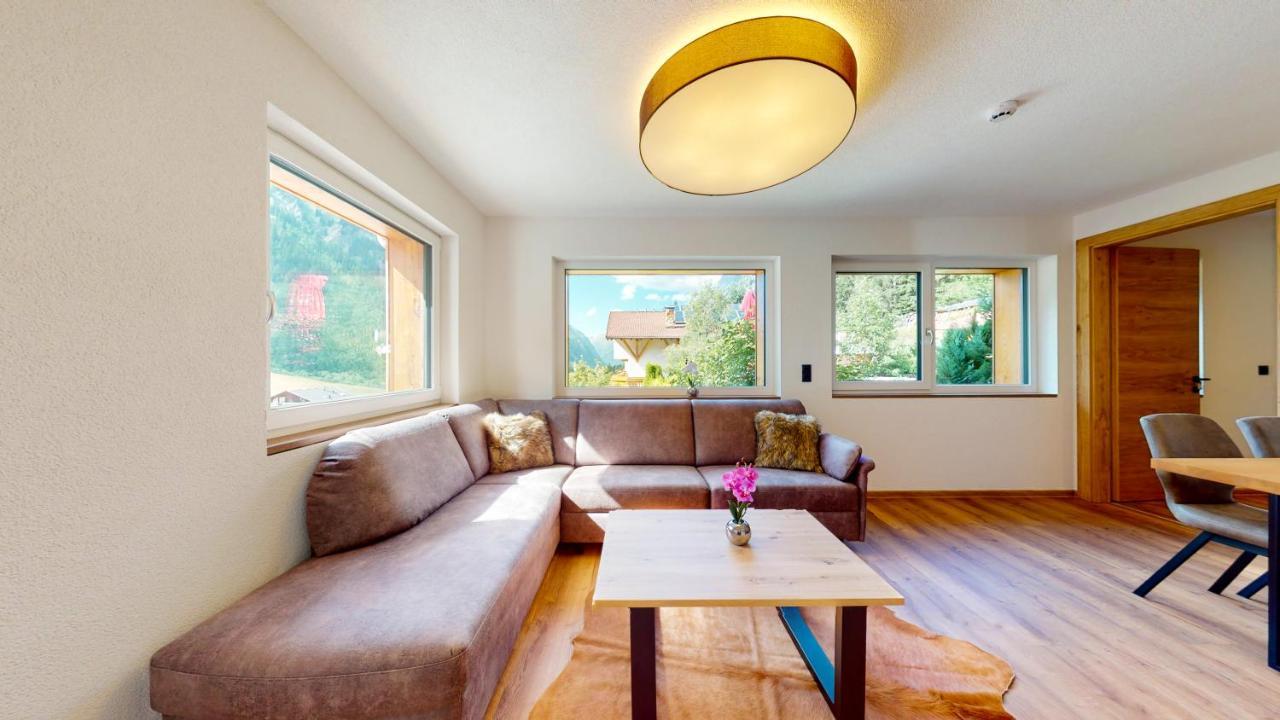 Pitzplus Appartements Sankt Leonhard im Pitztal Esterno foto
